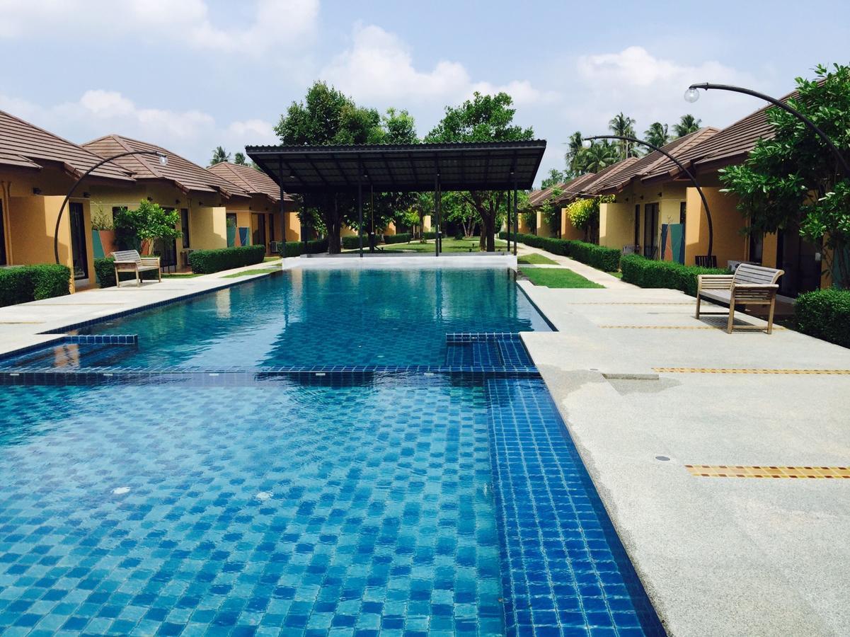 Green Adamas Resort Chumphon Exterior photo