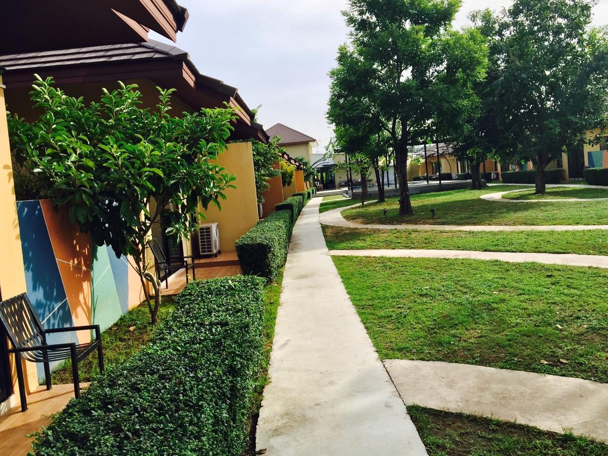Green Adamas Resort Chumphon Exterior photo