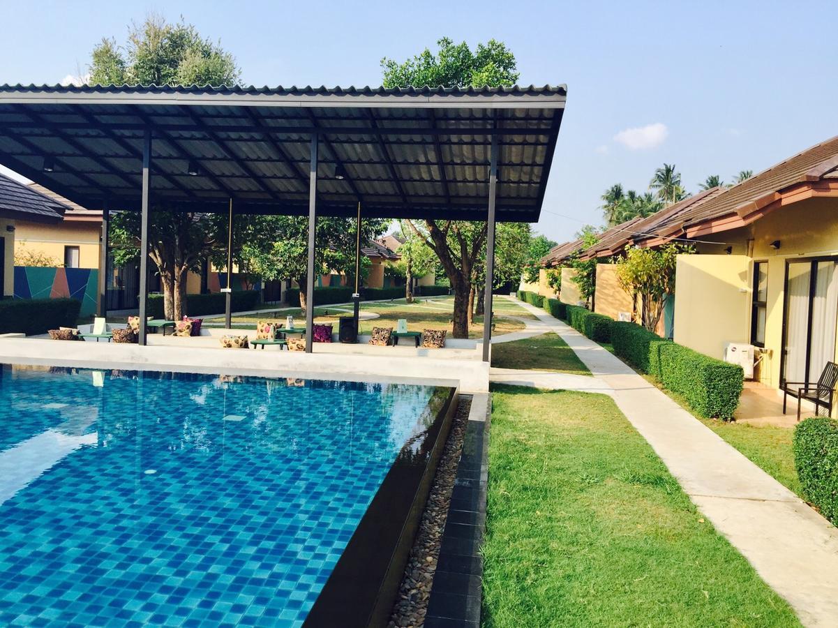 Green Adamas Resort Chumphon Exterior photo