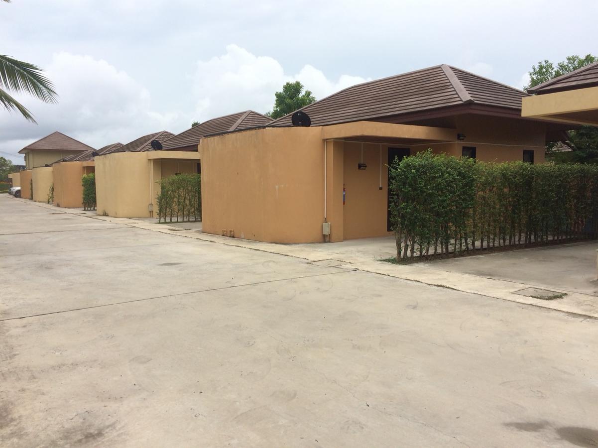 Green Adamas Resort Chumphon Exterior photo