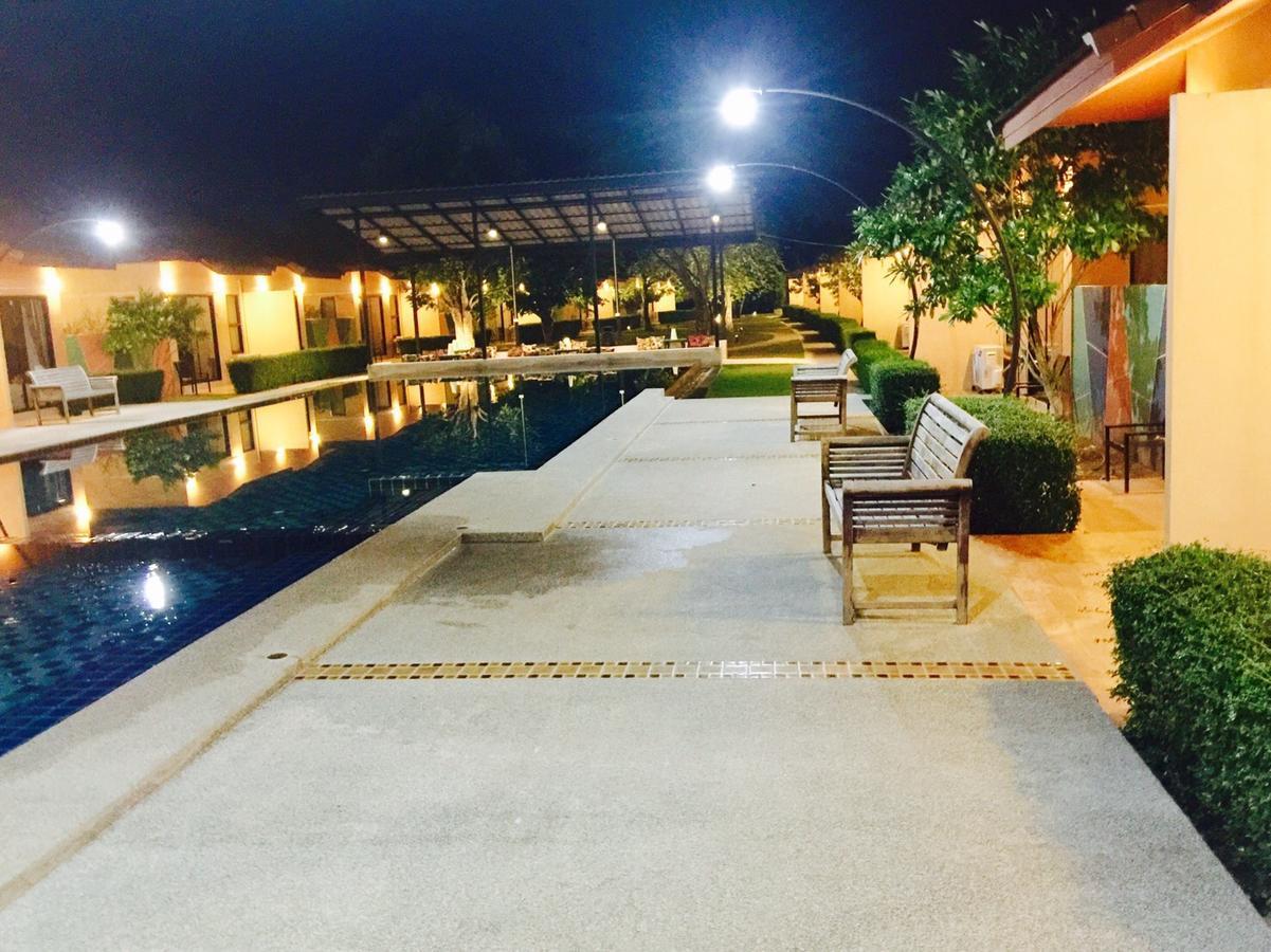 Green Adamas Resort Chumphon Exterior photo