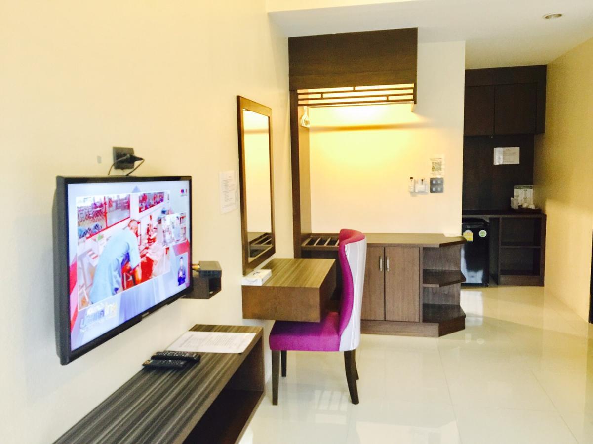 Green Adamas Resort Chumphon Exterior photo