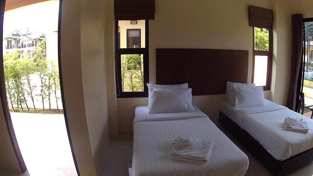 Green Adamas Resort Chumphon Exterior photo